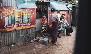 Burmese Family, Yangon