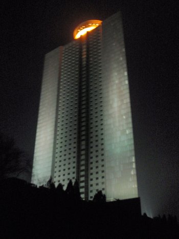 006.JPG
