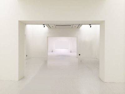 white room.jpg