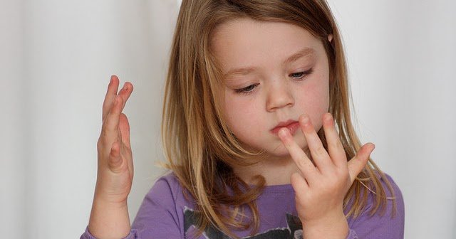 Is it okay for children to count on their fingers?