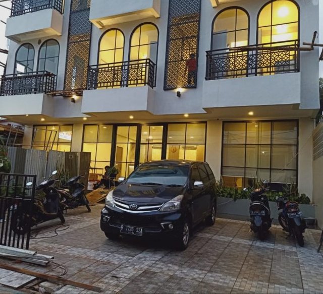 Front One Residence Mampang