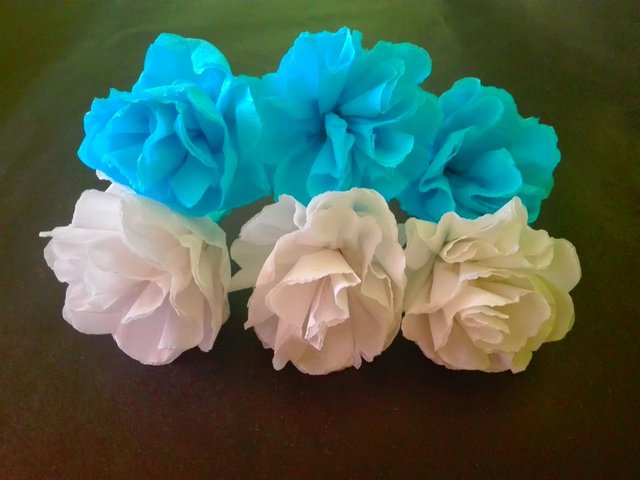 Crepe Paper Flower Bouquet - Blue and White