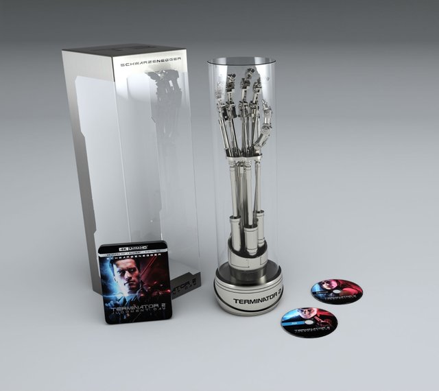 Terminator2 blue-ray with life-size robot arm