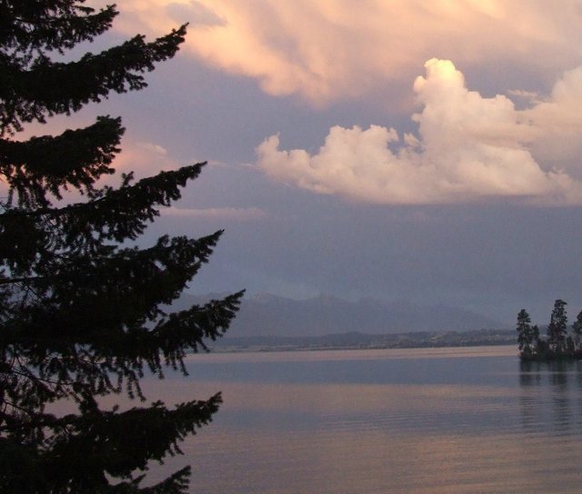 FlatheadLake