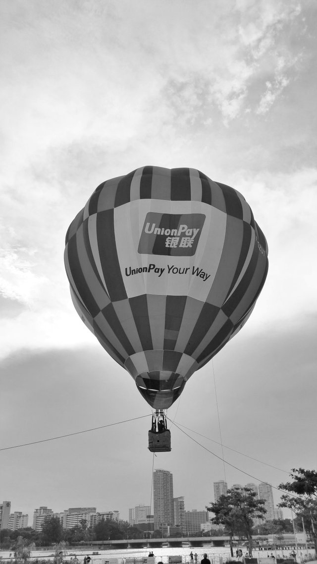 UP UP BALLOON