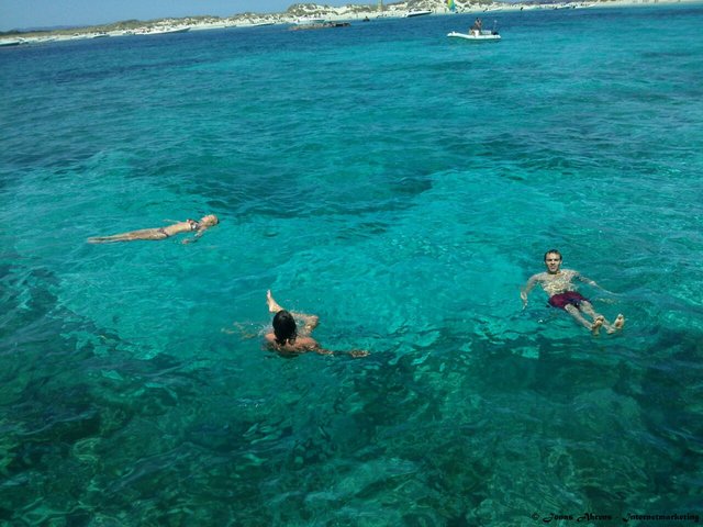  photo ibiza-swimming_zpskymnzhus.jpg