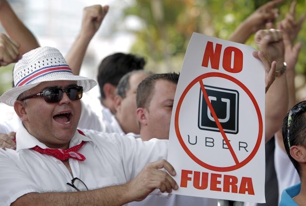  photo costa-rica-uber-protest_zpsyojrhmrp.jpg