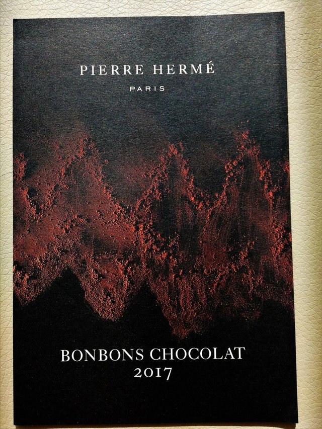 Pierre Herme chocolates brochure