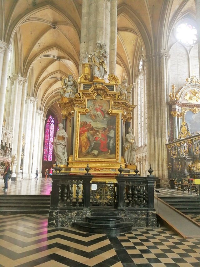Amiens cathedral - artwork 2