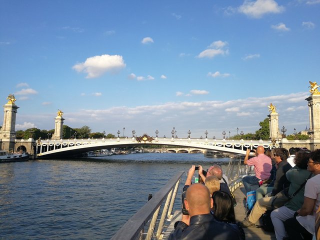 Spectacular bridge