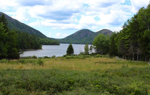 Bubble Mountains at Jordan Pond