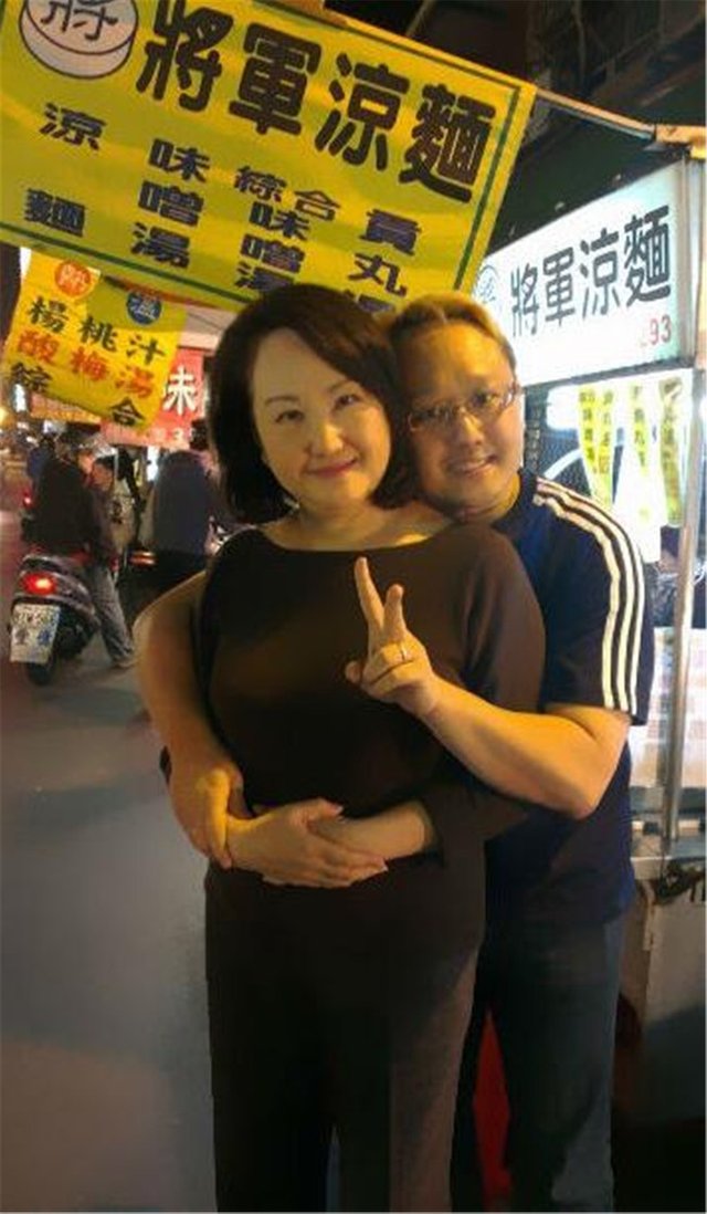 《新白娘子传奇》中的许姣容，78岁了依然如此端庄美丽，怪不得儿子这么帅气！