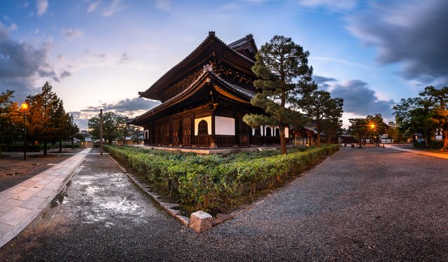 Kenninji Temple in the Evening, the Oldest Zen Temple in Kyoto, Japan