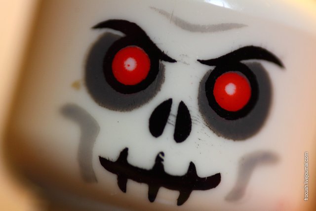 The head of the skeleton. Minifig. Lego.