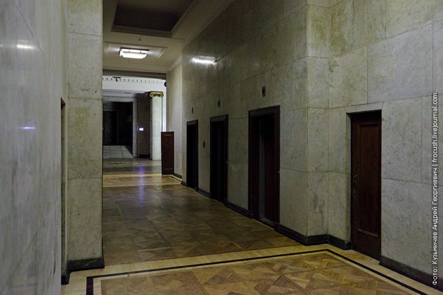 МГУ сектор А лифты