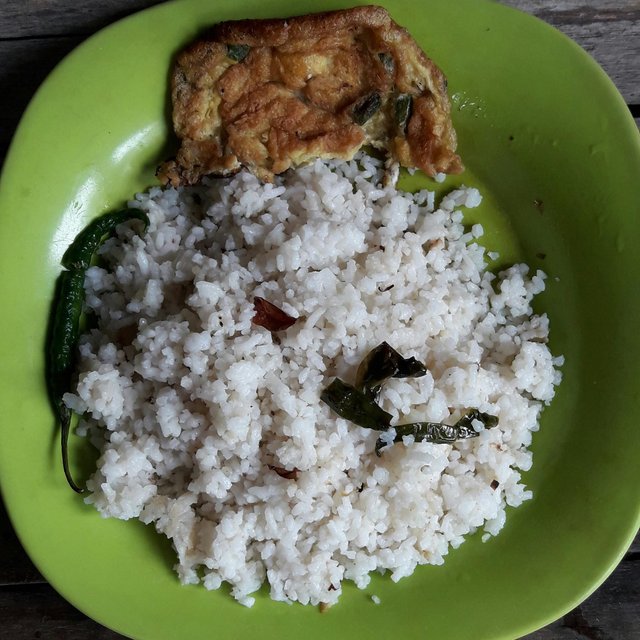 sarapan pagi nasi  goreng  kampung   Steemit