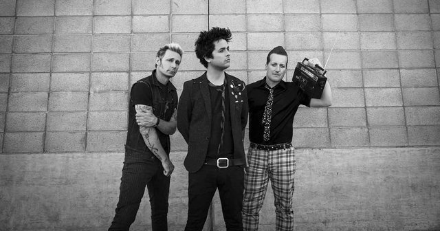 Green Day - Greatest Hits: God's Favorite Band -  Music