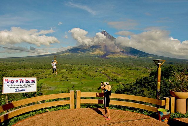 Lignon Hill, tourist spots in Legazpi