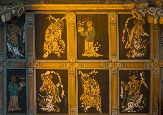 Paintings On The Ceiling Of Wontong Jeon In Chiljangsa