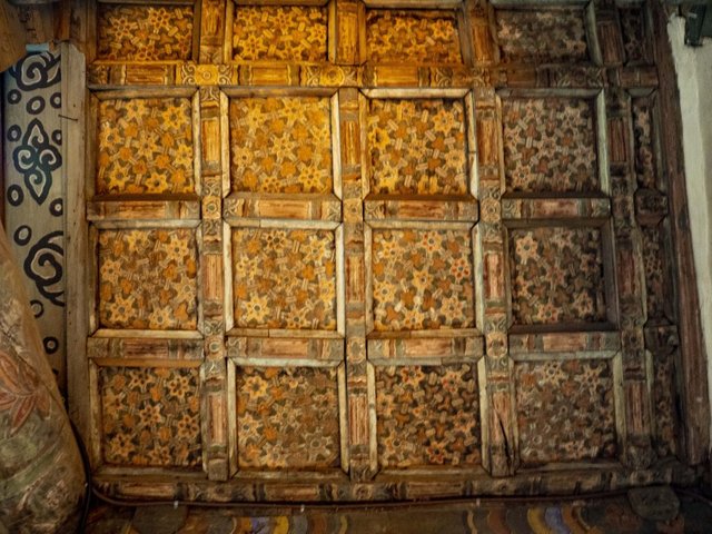 Paintings On The Ceiling Of Wontong Jeon In Chiljangsa