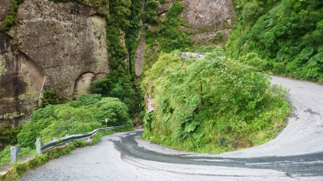 Serra Hairpin