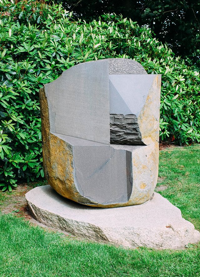 noguchi-sculpture-2