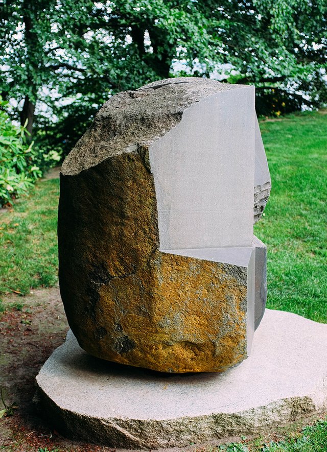 noguchi-sculpture-3
