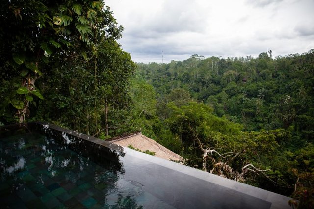 Private suite pool at Hanging Gardens Bali