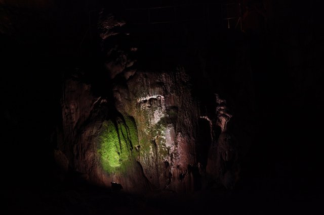 cave1