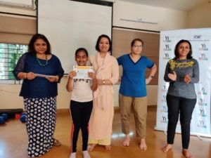 Kids receiving certificates