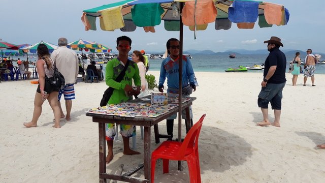 A Boat Trip to Khai Nai and Khai Nok Islands