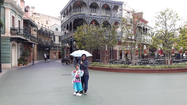 A Day at Disneyland, Tokyo, Japan!