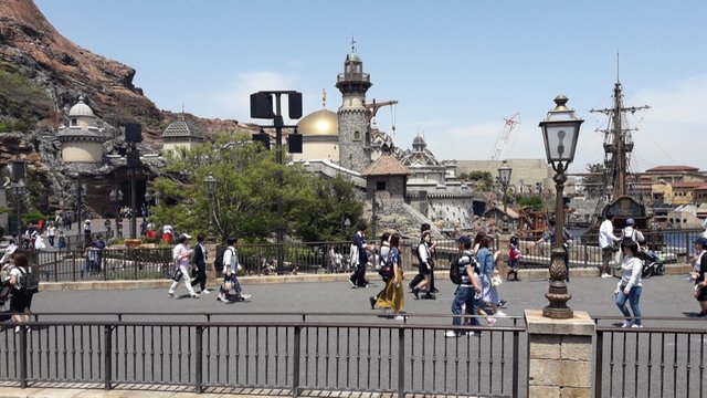 A Day at DisneySea, Tokyo, Japan!