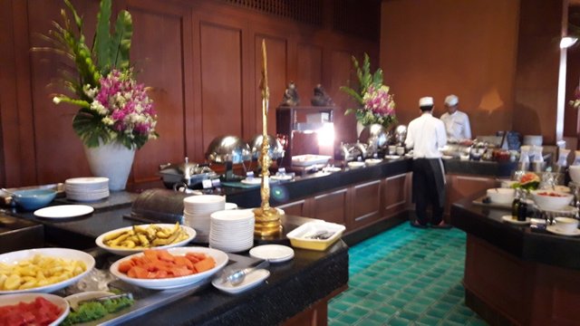 Novotel Phuket Resort Hotel - Breakfast