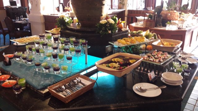 Novotel Phuket Resort Hotel - Buffet dinner