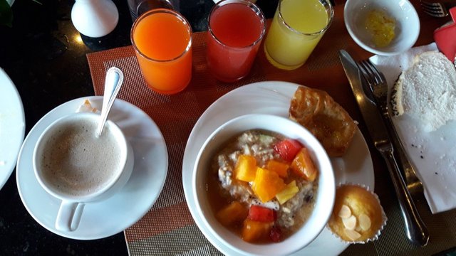 Novotel Phuket Resort Hotel - Breakfast