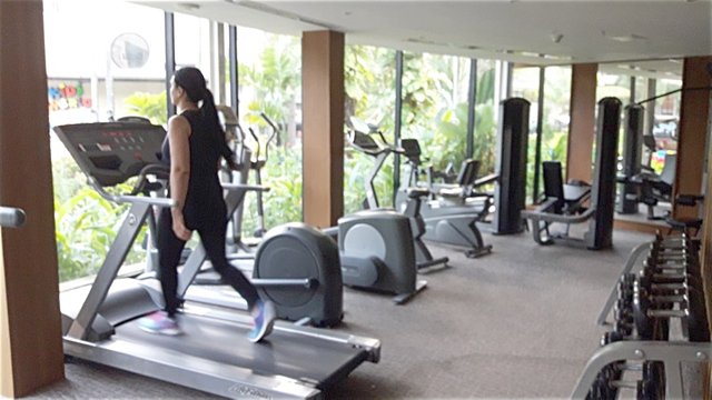 Novotel Phuket Surin Beach Resort Hotel - Fitness room