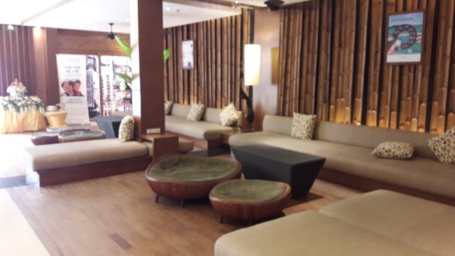 Novotel Phuket Surin Beach Resort Hotel - Lobby