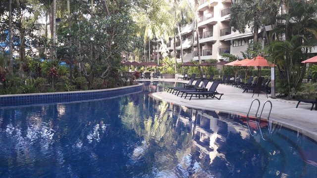 Novotel Phuket Surin Beach Resort Hotel - Swimming-pool