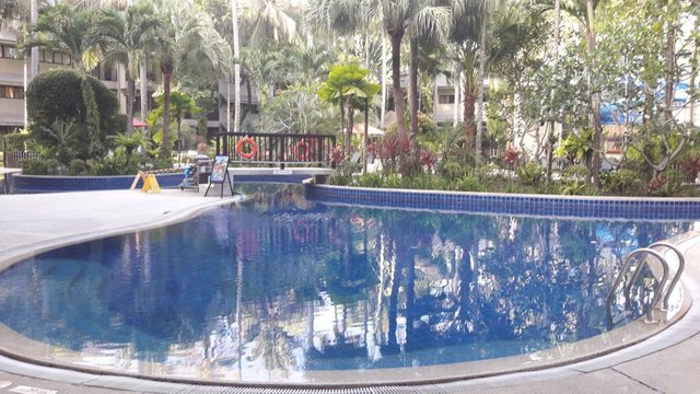 Novotel Phuket Surin Beach Resort Hotel - Swimming-pool