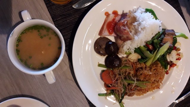 Pullman Phuket Hotel - Breakfast