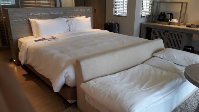 Pullman Phuket Hotel - Grand Deluxe Room