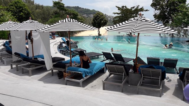 Pullman Phuket Hotel - Swimming-pool