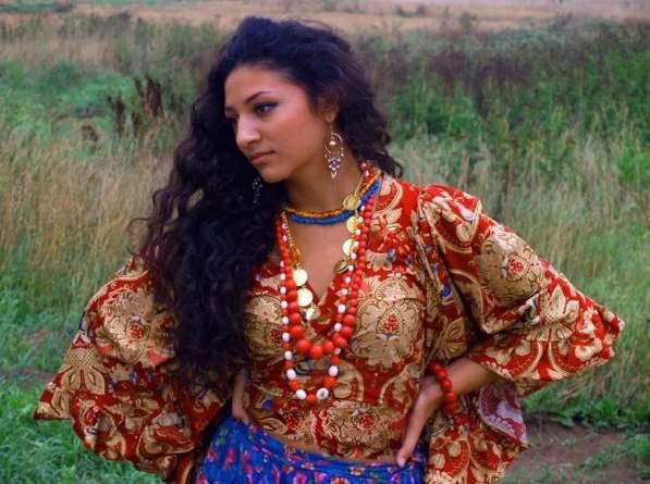 authentic gypsy clothing