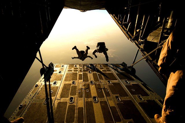 parachute_skydiving_parachuting_jumping_38447
