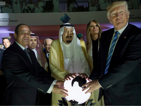 Trump, Al-sisi, Abdulaziz touch globe