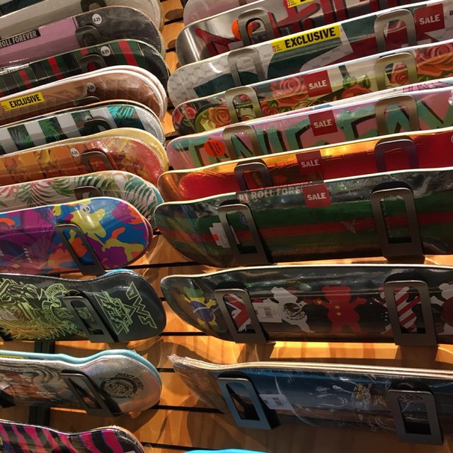 vans store skateboard