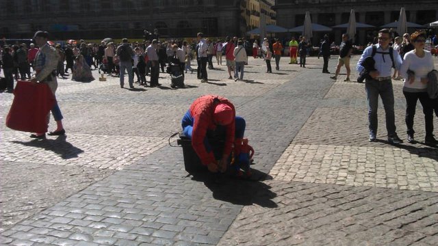 MADminis: Fat Spiderman takes a break! — Steemit