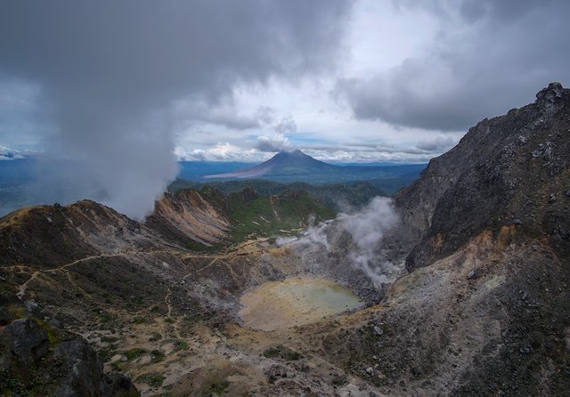 Sibayak volcano caldera
