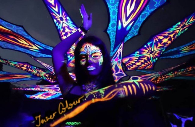 Coburg artist Andra Budaie named this year's UV Body Paint World Champion  at the World Bodypainting Festival